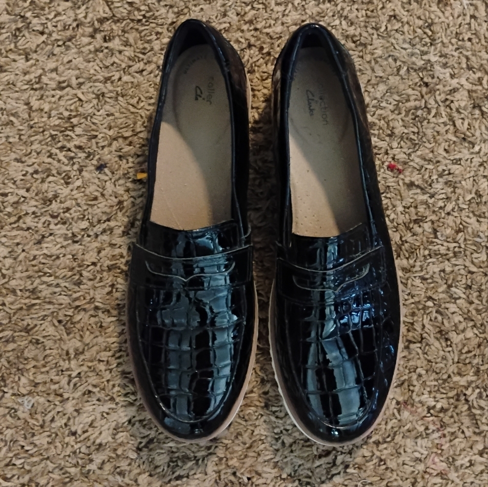 Clarks Collection Serena Terry Slip-On | Size 11 N | Glossy Croc Finish Excellen